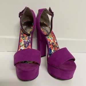 Madden Girl Suede Heels Size 8